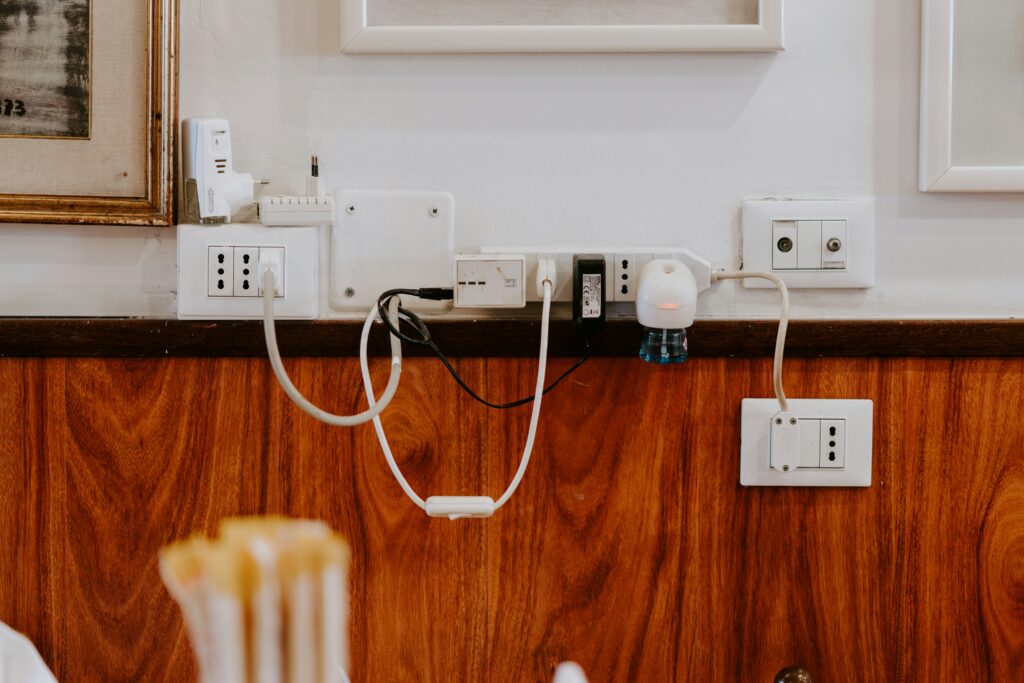Best Smart Plugs and Outlets for Dorms